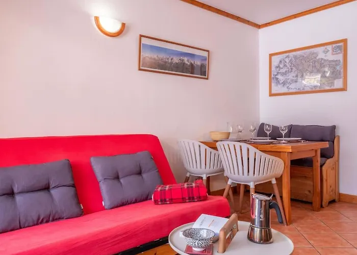 Апартаменти Petite Jardin: Via Des Traz B *